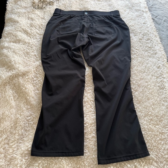 KÜHL Women’s Black Performance Hiking Pants Outdoor Travel Size 18W 31” inseam - Picture 4 of 14